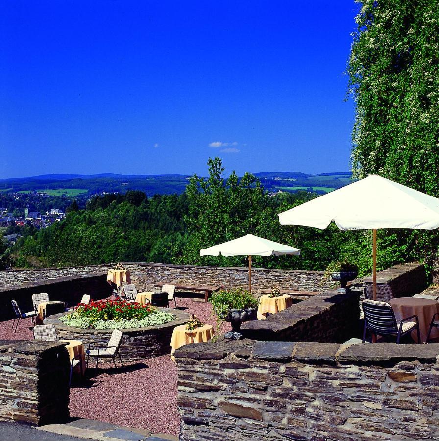 Hotel Und Restaurant Burg Schnellenberg Attendorn Exterior foto